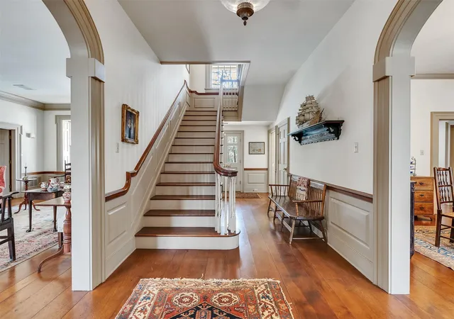 Photo 2 of Mansion for sale at 5212 Strack Rd, Houston, TX 77069 | MLS# 74477061 | Listing updated on 2026-09-12