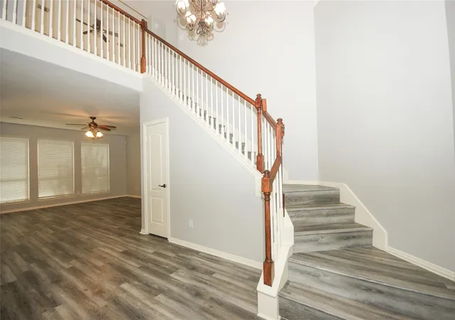 Photo 2 of Single family home for sale at 2516 Royal Terns Ct, League City, TX 77573 | MLS# 66298371 | Listing updated on 2026-09-02
