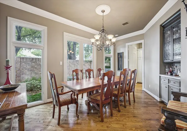 Photo 4 of Single family home for sale at 3118 Sackett St, Houston, TX 77098 | MLS# 46364934 | Listing updated on 2026-09-12