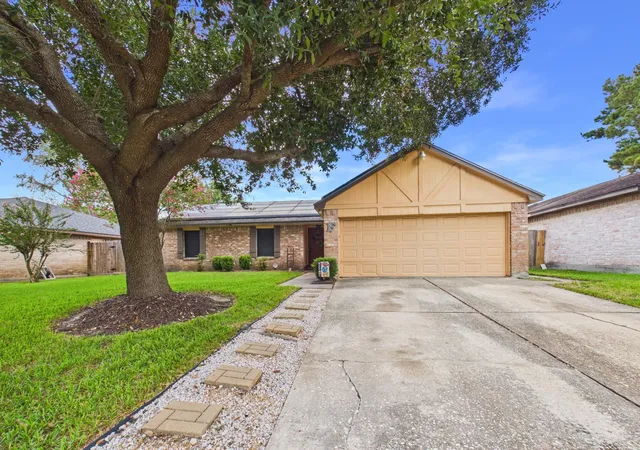 Photo 1 of Single family home for sale at 5807 Walnutgate Dr, Spring, TX 77373 | MLS# 42852837 | Listing updated on 2026-09-09