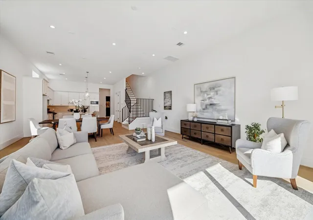 Photo 3 of Single family home for sale at 1520 West 21st St #A, Houston, TX 77008 | MLS# 95958213 | Listing updated on 2026-09-19