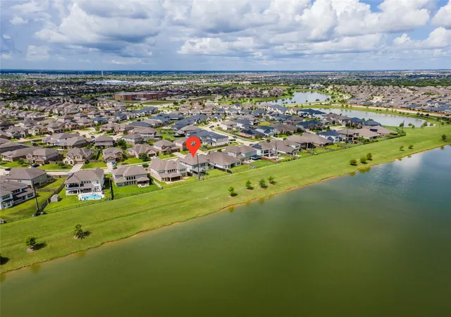 Photo 3 of Single family home for sale at 18534 Twilight Arbor Trl, Richmond, TX 77407 | MLS# 55873841 | Listing updated on 2026-09-12