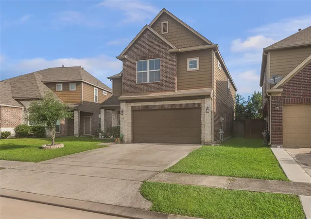 Photo 1 of Single family home for sale at 14511 Painted Sands Trl, Houston, TX 77049 | MLS# 94930173 | Listing updated on 2026-09-23