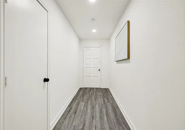 Photo 3 of Single family home for sale at 1123 Fallbrook Dr, Houston, TX 77038 | MLS# 76916825 | Listing updated on 2026-09-12