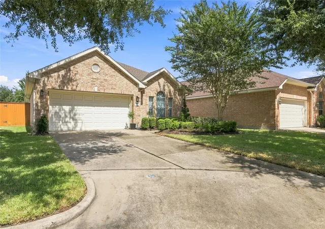 Photo 3 of Single family home for sale at 5311 Lantana Crk Ct, Katy, TX 77494 | MLS# 38297219 | Listing updated on 2026-09-12