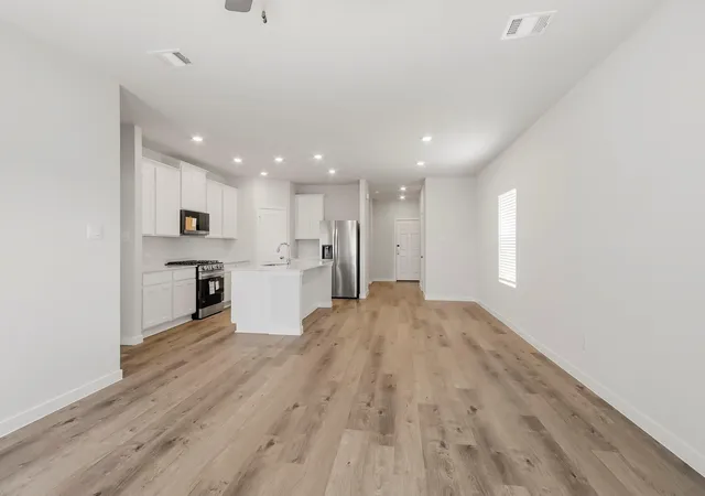 Photo 4 of Single family home for sale at 1885 Redwood Ln, Dayton, TX 77535 | MLS# 16841021 | Listing updated on 2026-10-04