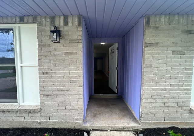 Photo 3 of Single family home for sale at 9587 Sutter Park Ln, Houston, TX 77086 | MLS# 75986359 | Listing updated on 2026-09-12
