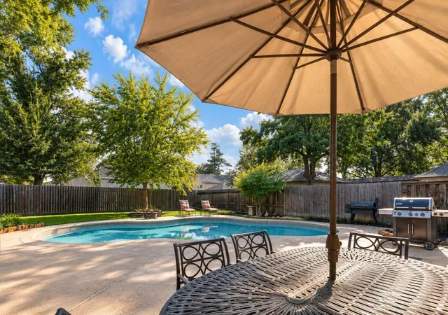 Photo 4 of Single family home for sale at 15814 Crystal Brk Dr, Houston, TX 77068 | MLS# 98614810 | Listing updated on 2026-09-09