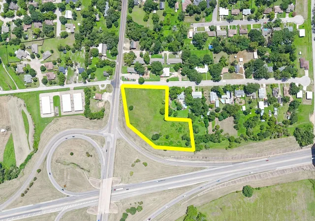 Photo 1 of Land for sale at 102 S Dixie St, Brenham, TX 77833 | MLS# 60880017 | Listing updated on 2026-09-04