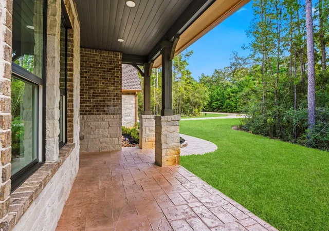 Photo 4 of Single family home for sale at 12956 Shady Woods Ct, Montgomery, TX 77316 | MLS# 27369307 | Listing updated on 2026-09-11