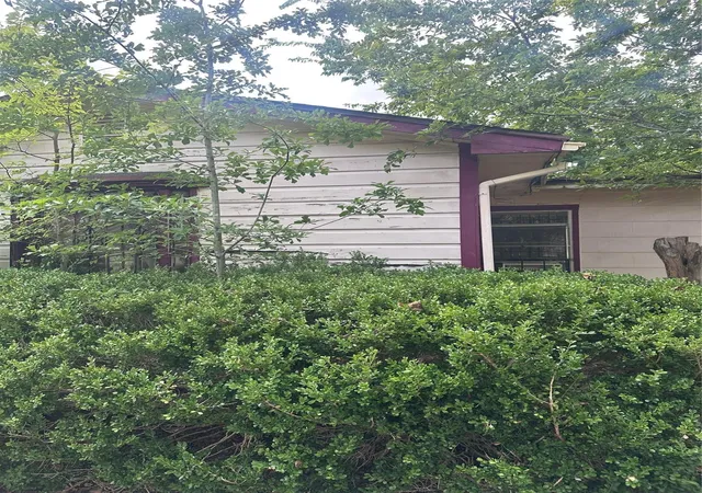 Photo 1 of Single family home for sale at 2308 Russell St, Houston, TX 77026 | MLS# 11514997 | Listing updated on 2026-09-03