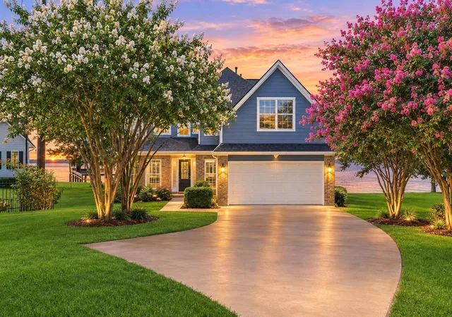 Photo 1 of Single family home for sale at 236 Vivian Rd, Onalaska, TX 77360 | MLS# 53114127 | Listing updated on 2026-09-08