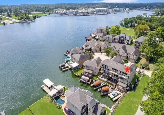 Photo 3 of Condo for sale at 358 Old Aqua Landing E, Montgomery, TX 77356 | MLS# 10089383 | Listing updated on 2026-10-07