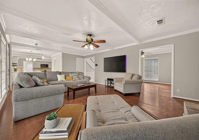Photo 4 of Single family home for sale at 8007 Vickridge Ln, Spring, TX 77379 | MLS# 9819637 | Listing updated on 2026-09-19