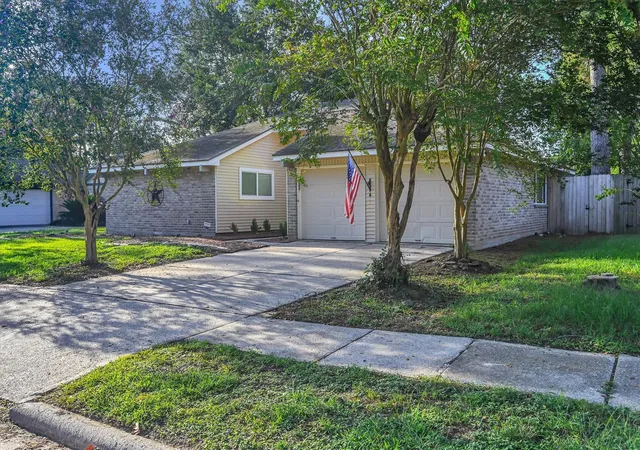 Photo 2 of Sale Pending at 4415 Pineville Ln, Spring, TX 77388 | MLS# 10975576 | Listing updated on 2026-10-04