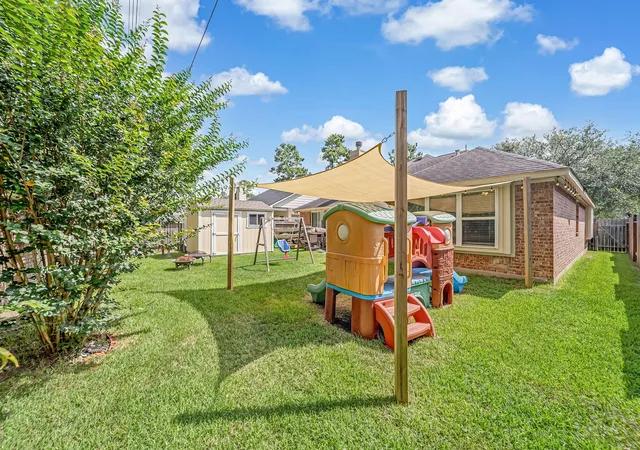 Photo 3 of Single family home for sale at 14043 Albany Springs Ln, Houston, TX 77044 | MLS# 44837878 | Listing updated on 2026-10-06