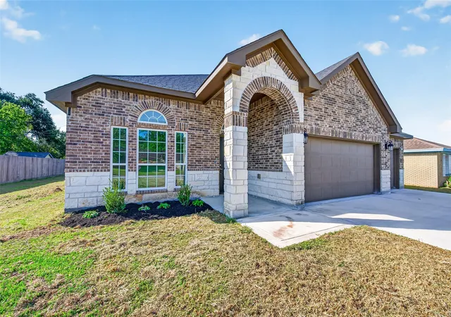 Photo 3 of Single family home for sale at 710 Hackberry St, La Marque, TX 77568 | MLS# 84831238 | Listing updated on 2026-09-19