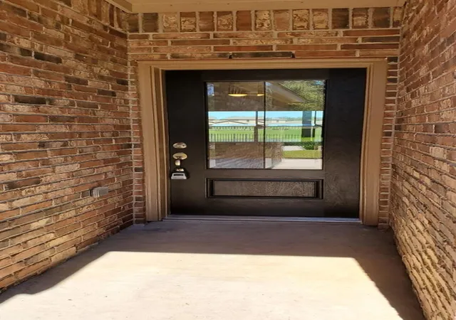Photo 3 of Single family home for sale at 38202 S Lost Crk Blvd, Magnolia, TX 77355 | MLS# 59025243 | Listing updated on 2026-09-16