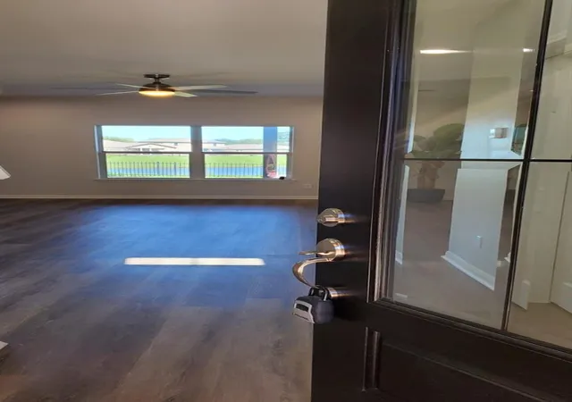 Photo 4 of Single family home for sale at 38202 S Lost Crk Blvd, Magnolia, TX 77355 | MLS# 59025243 | Listing updated on 2026-09-16