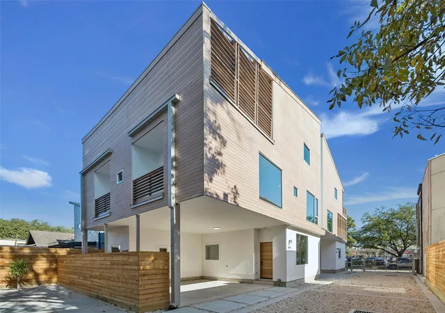Photo 1 of Single family home for sale at 3514 Mount Vernon St, Houston, TX 77006 | MLS# 64979648 | Listing updated on 2026-10-09