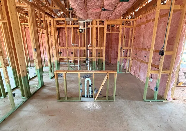 Photo 3 of Single family home for sale at 4622 Coral Bean St, Pinehurst, TX 77362 | MLS# 67863651 | Listing updated on 2026-10-07