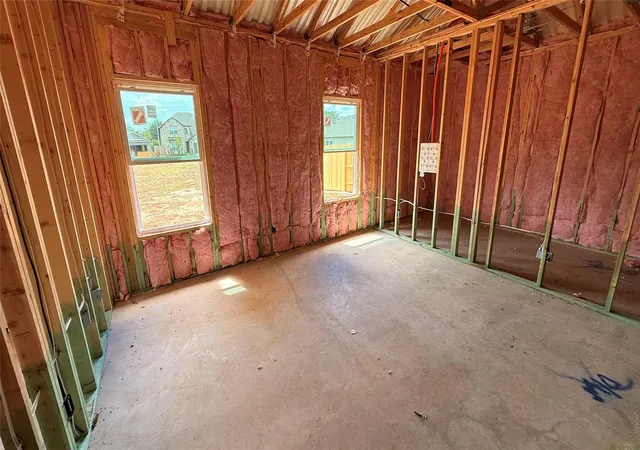 Photo 4 of Single family home for sale at 4622 Coral Bean St, Pinehurst, TX 77362 | MLS# 67863651 | Listing updated on 2026-10-07