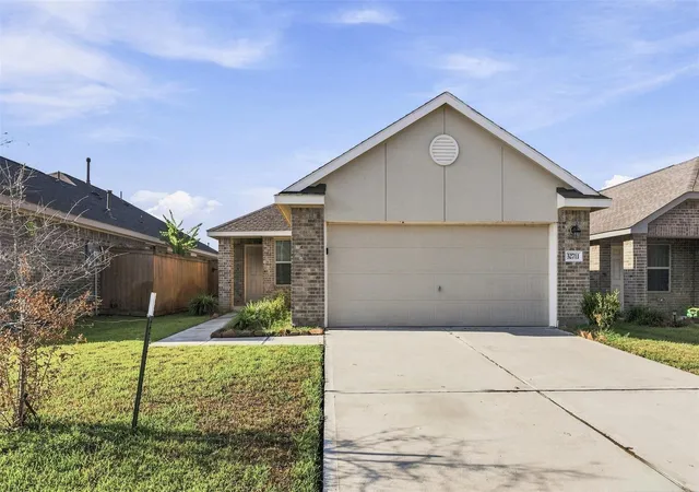 Photo 1 of Single family home for sale at 32711 Orchard Haze Dr, Brookshire, TX 77423 | MLS# 10205363 | Listing updated on 2026-09-02