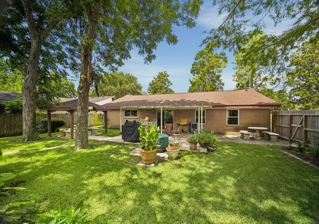Photo 4 of Single family home for sale at 413 Mebane Ln, Rosenberg, TX 77471 | MLS# 95818592 | Listing updated on 2026-09-14