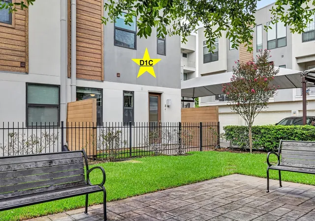 Photo 4 of Townhouse for sale at 2401 Crawford St #D1C, Houston, TX 77004 | MLS# 73321047 | Listing updated on 2026-09-16