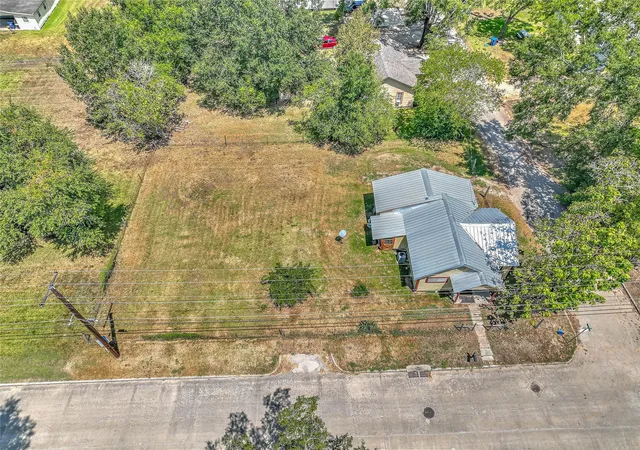 Photo 1 of Single family home for sale at 704 W West, Livingston, TX 77351 | MLS# 72493600 | Listing updated on 2026-09-09