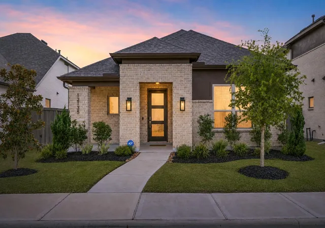 Photo 1 of Single family home for sale at 12135 Wild Bnd Dr, Mont Belvieu, TX 77523 | MLS# 19165686 | Listing updated on 2026-09-07