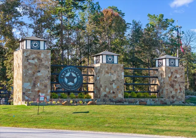 Photo 1 of Land for sale at 195 Bunkhouse Rd, New Waverly, TX 77358 | MLS# 93417004 | Listing updated on 2026-09-10