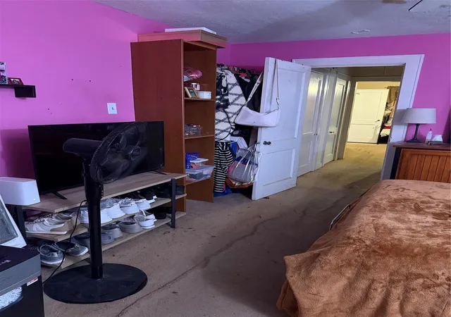 Photo 3 of Single family home for sale at 6211 Los Angeles St, Houston, TX 77026 | MLS# 53132975 | Listing updated on 2026-09-09