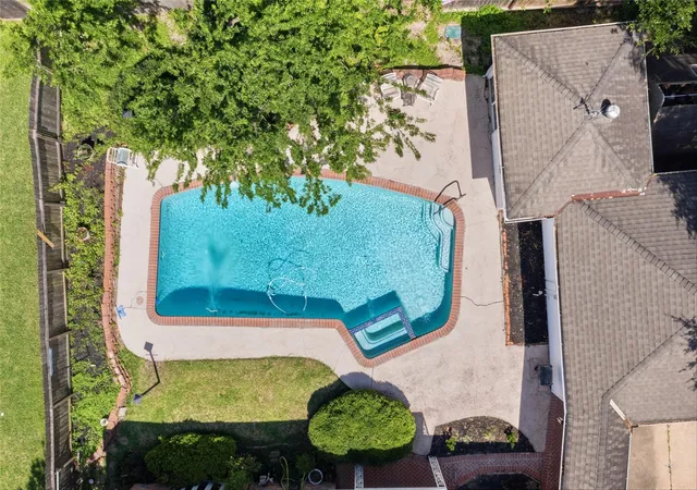 Photo 1 of Single family home for sale at 5622 Long Crk Ln, Houston, TX 77088 | MLS# 68728736 | Listing updated on 2026-09-05