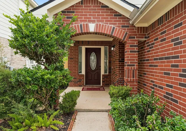 Photo 2 of Single family home for sale at 14735 Mesa Village Dr, Houston, TX 77053 | MLS# 52546131 | Listing updated on 2026-09-16