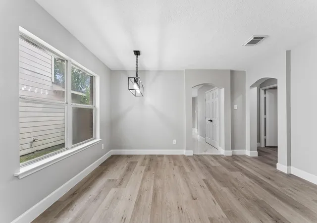 Photo 4 of Single family home for sale at 14735 Mesa Village Dr, Houston, TX 77053 | MLS# 52546131 | Listing updated on 2026-09-16