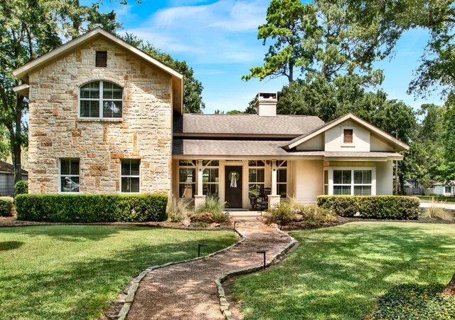 Photo 1 of Sale Pending at 12102 Oak Blf Dr, Houston, TX 77070 | MLS# 74957498 | Listing updated on 2026-09-16