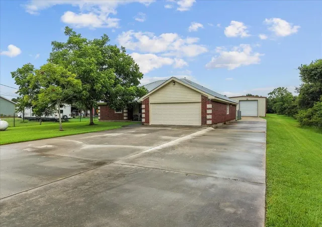 Photo 3 of Sale Pending at 6727 Ave C 1/2, Santa Fe, TX 77510 | MLS# 19102456 | Listing updated on 2026-09-08