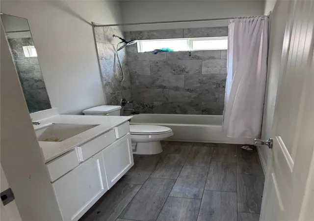Single family home for sale at 6822 Escondido Dr, Rosharon, TX 77583 | MLS# 87421218 | Listing updated on 2026-10-06