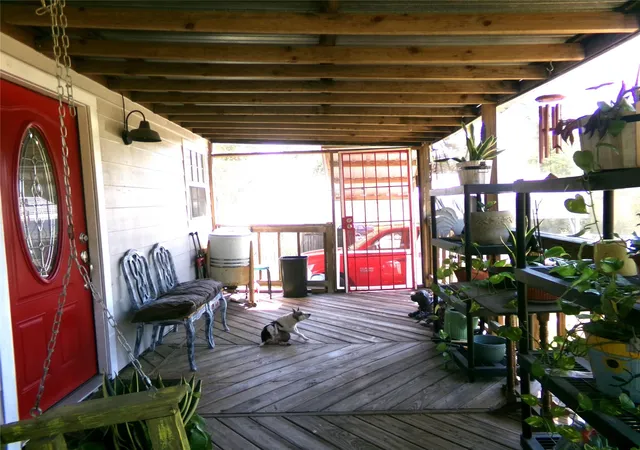Photo 2 of Single family home for sale at 297 Mulberry Cvs, Onalaska, TX 77360 | MLS# 16637641 | Listing updated on 2026-09-12