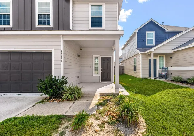 Photo 4 of Single family home for sale at 22210 Imperious Pkwy, Houston, TX 77073 | MLS# 32925690 | Listing updated on 2026-09-12