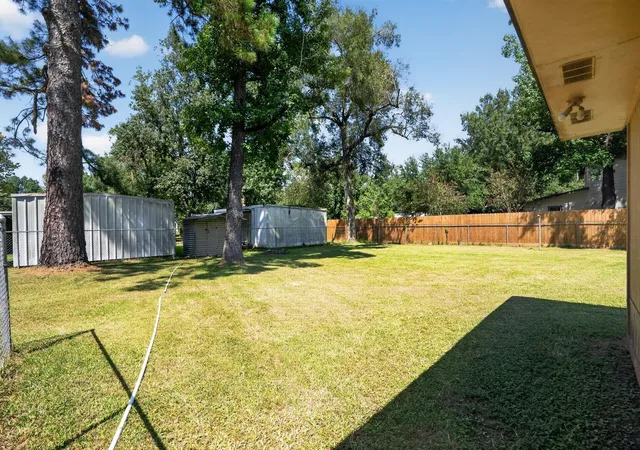 Photo 3 of Single family home for sale at 1415 Sharon St, Vidor, TX 77662 | MLS# 5962332 | Listing updated on 2026-10-06