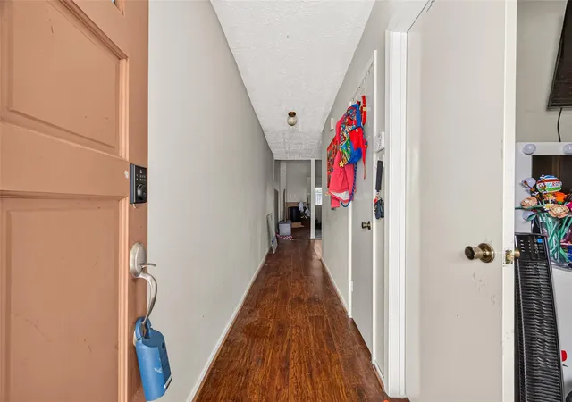 Photo 3 of Townhouse for sale at 2307 Spring Dusk Ln, Spring, TX 77373 | MLS# 28654231 | Listing updated on 2026-09-09