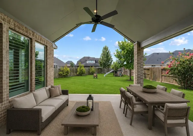 Photo 3 of Sale Pending at 11203 Hillside Knoll Ln, Cypress, TX 77433 | MLS# 20234244 | Listing updated on 2026-09-12