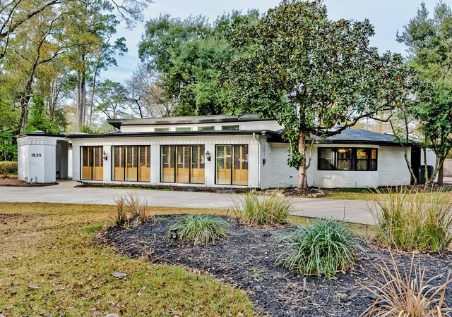 Photo 3 of Single family home for sale at 1535 Thomas Rd, Beaumont, TX 77706 | MLS# 40637462 | Listing updated on 2026-09-13