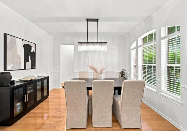Photo 4 of Single family home for sale at 5635 Heather Run, Houston, TX 77041 | MLS# 3517427 | Listing updated on 2026-09-20