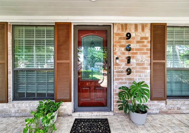 Photo 3 of Sale Pending at 9619 Landry Blvd, Spring, TX 77379 | MLS# 17516369 | Listing updated on 2026-09-19
