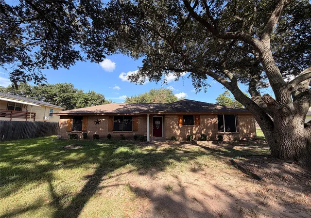 Photo 1 of Single family home for sale at 3103 Pennsylvania Rd, Fresno, TX 77545 | MLS# 93845005 | Listing updated on 2026-09-15