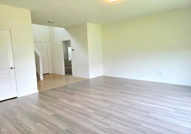 Photo 4 of Single family home for sale at 20454 Moon Walk Dr, Humble, TX 77338 | MLS# 42785999 | Listing updated on 2026-09-06