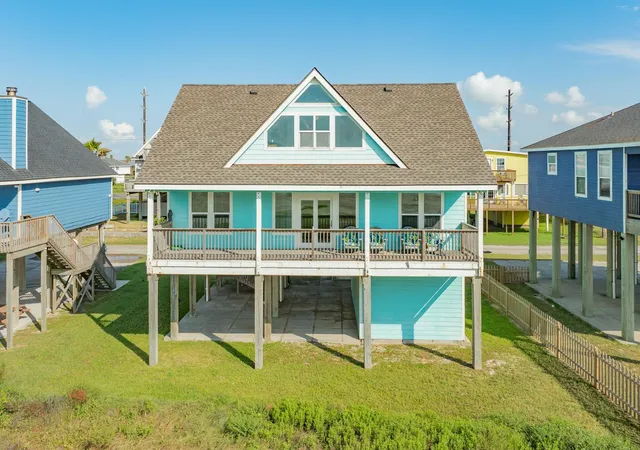Photo 2 of Single family home for sale at 21514 Kennedy Dr, Galveston, TX 77554 | MLS# 14943119 | Listing updated on 2026-09-16